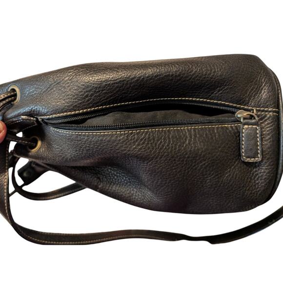 Barucci Leather Crossbody Drawstring Bucket Handbag - Picture 4 of 7